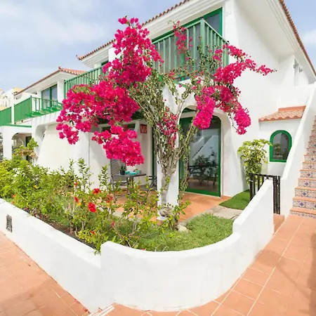 Elegante 5 Min De Playa Apartman