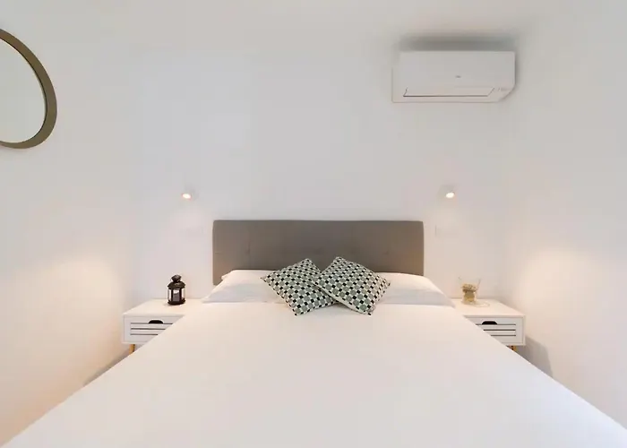 Elegante 5 Min De Playa Apartman *